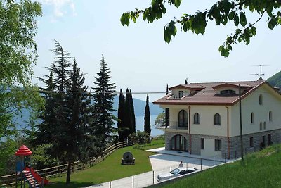 Ferienwohnung mit Blick auf den Gardasee