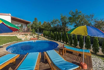 Vakantiehuis Ontspannende vakantie Radetici