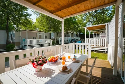 Mobilehome mit Klimaanlage, Terrasse und Pool