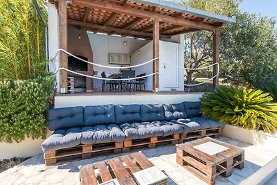 Ferienwohnung mit Balkon und Pool