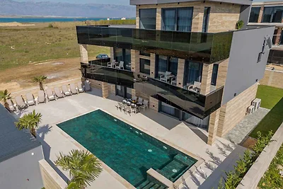 Luxuriöse Villa am Sandstrand von Privlaka