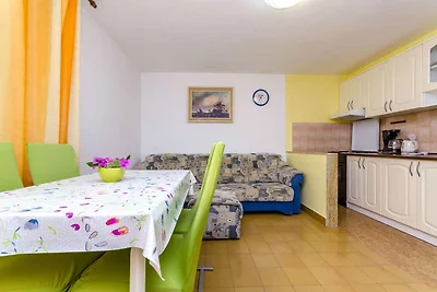 Appartamento Vacanza con famiglia Okrug Gornji