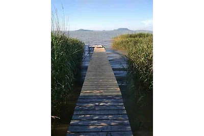 Ferienhaus mit Steg und direkter Zugang zum