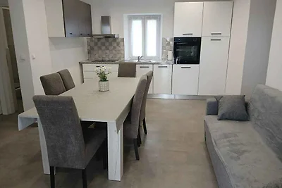 Gemütliche Unterkunft SLAVKO in Sukošan