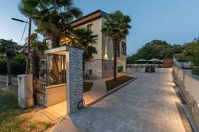 Studio mit Balkon und Pool