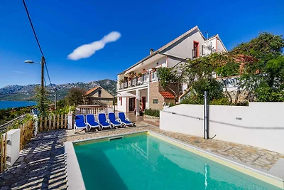 Ferienhaus mit Klimaanlage und Pool