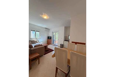 Ferienwohnung WOHNUNG ADMIRA (2+2)