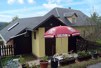 Studio mit eigenem Gärtchen und Innenpool
