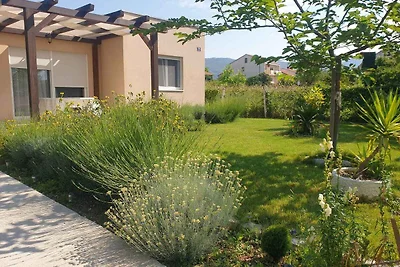 Willkommen im Gartenhaus in Kaštel Štafilić!