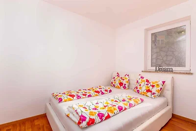 Ferienwohnung mit Klimaanlage und Jakuzzi