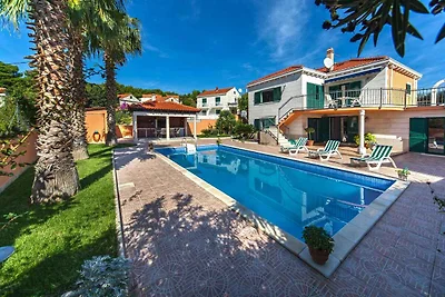 Vakantiehuis Ontspannende vakantie Sumartin