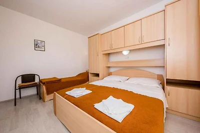 Apartment mit einem Dreibettzimmer und einem 