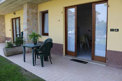 Ferienwohnung mit Terrasse,Internet,