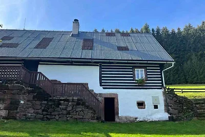 Ferienhaus mit Schwimmbad in einem Semi-Selit