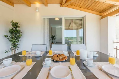 Villa mit Klimaanlage und Pool