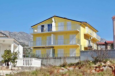 Ferienwohnung mit Balkon und Meerblick