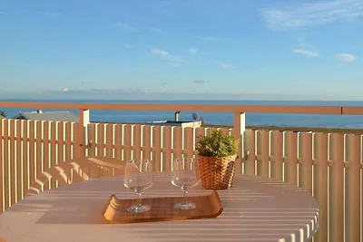 Ferienwohnung mit Klimaanlage und Balkon