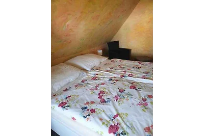 Ferienwohnung unter Schilfdach, nur 100 m vom