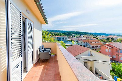 Ferienwohnung mit Klimaanlage und Balkon in