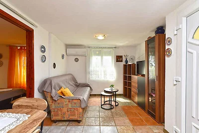 Ferienwohnung mit Terrasse und Grill