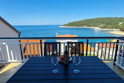 Charmantes Studio mit Meerblick in Milna auf 