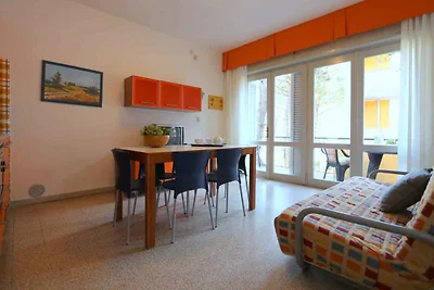 Ferienwohnung mit Klimaanlage und Balkon