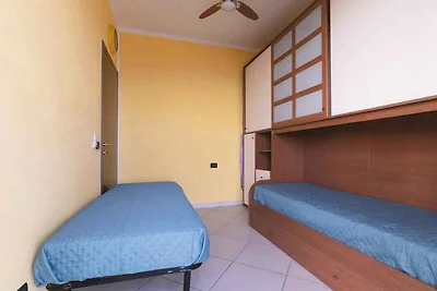 Ferienwohnung mit Klimaanlage und Balkon mit