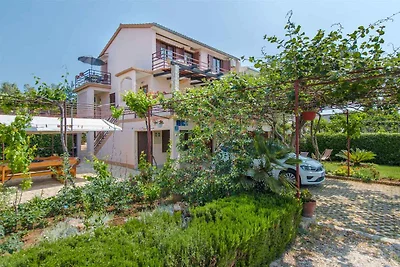 FerienWohnung mit Terrasse und Grill