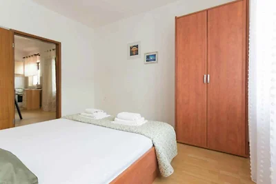 Ferienwohnung mit Klimaanlage und Balkon