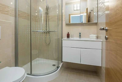 Ferienwohnung mit Terrasse und Grill