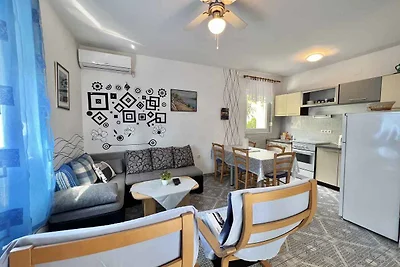 Ferienwohnung mit Terrasse und Klimaanlage