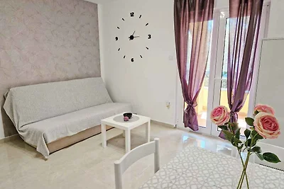 Ferienwohnung modern eingerichtet nur 300 m v