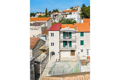 Ferienwohnung mit Klimaanlage und Balkon dire