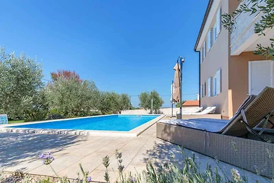 Villa mit Privatpool