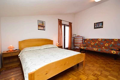 Ferienwohnung mit Terrasse und Klimaanlage