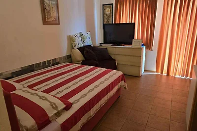 Gemütliche Ferienwohnung Sunflower am Meer in