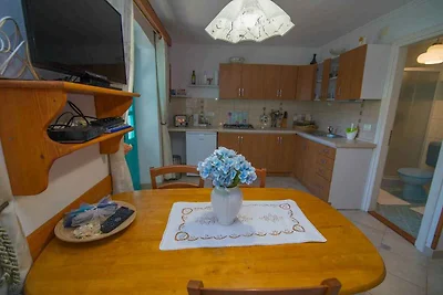 Studio mit Terrasse und Klimaanlage