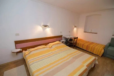 Ferienwohnung mit Terrasse und Klimaanlage