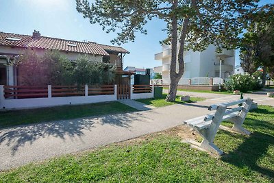 Ferienwohnung mit Terrasse und Klimaanlage