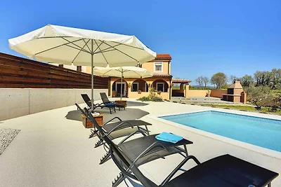 Ferienhaus mit Pool