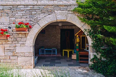 Ferienhaus mit Pool und Klimaanlage