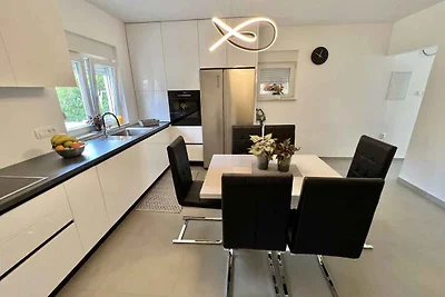 Ferienwohnung mit Klimaanlage und Meerblick