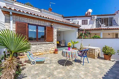 Ferienwohnung mit Terrasse und Meerblick