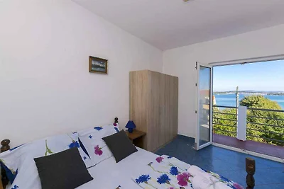 Ferienwohnung mit Balkon und Grill