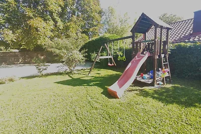 Ferienhaus mit grossem Garten
