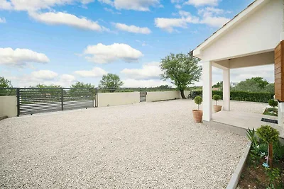 Ferienhaus mit Aussenpool