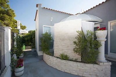 Ferienhaus mit Klimaanlage und Pool