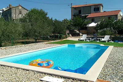 Vakantiehuis Ontspannende vakantie Brzac