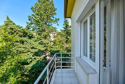 Ferienwohnung mit Balkon und Klimaanlage
