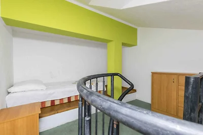 Ferienwohnung mit Balkon und Pool
